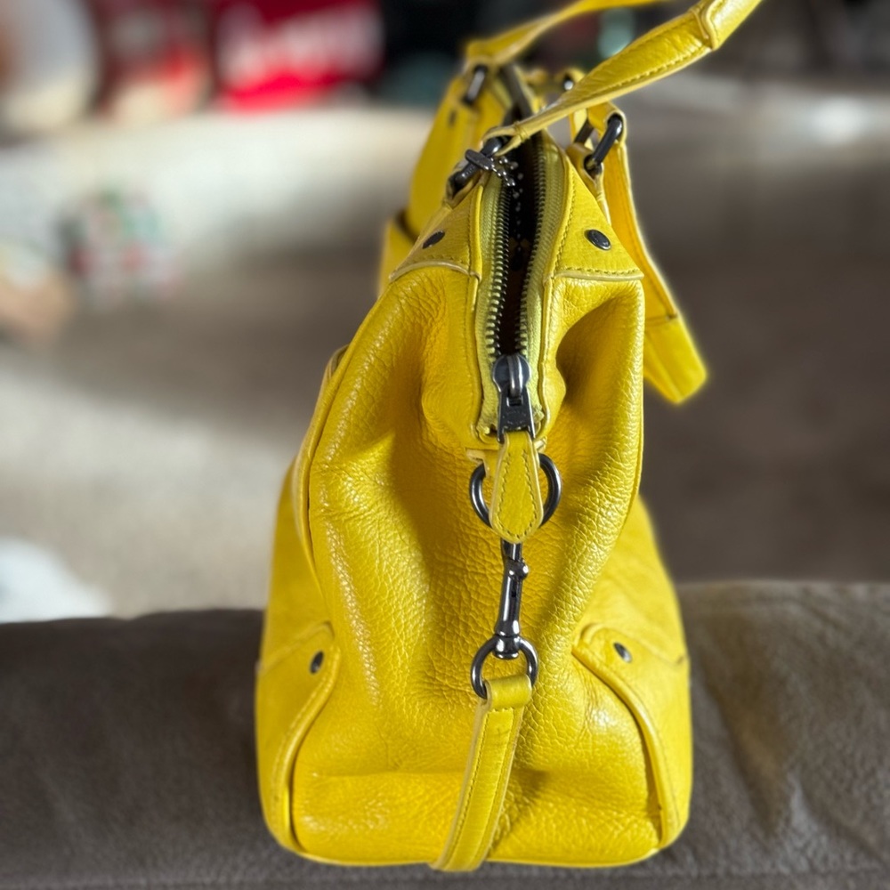 Authentic Coach Purse - Picture 3 of 4